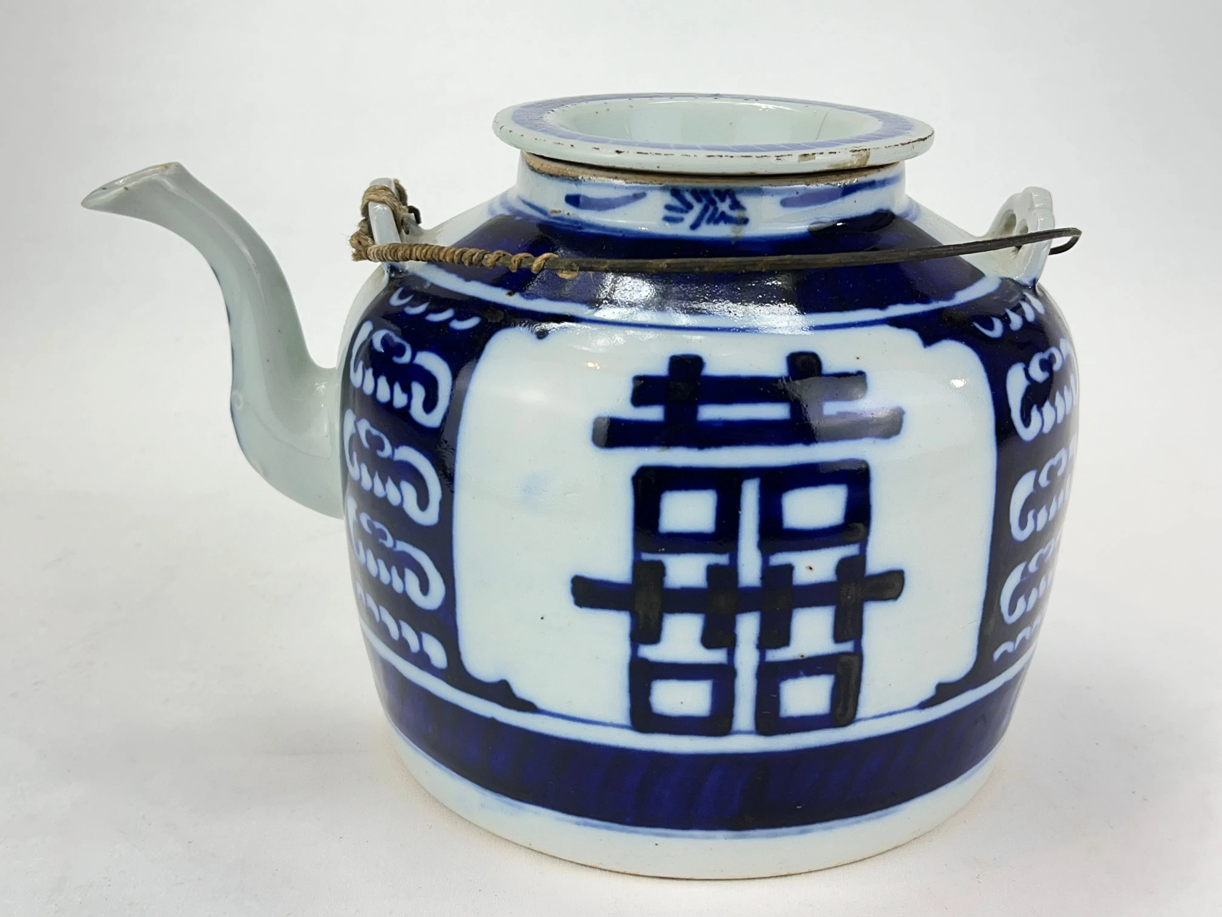 Antique Chinese c1920 Double Happiness Tea Pot Cobalt Blue & White Hand Painted 7"