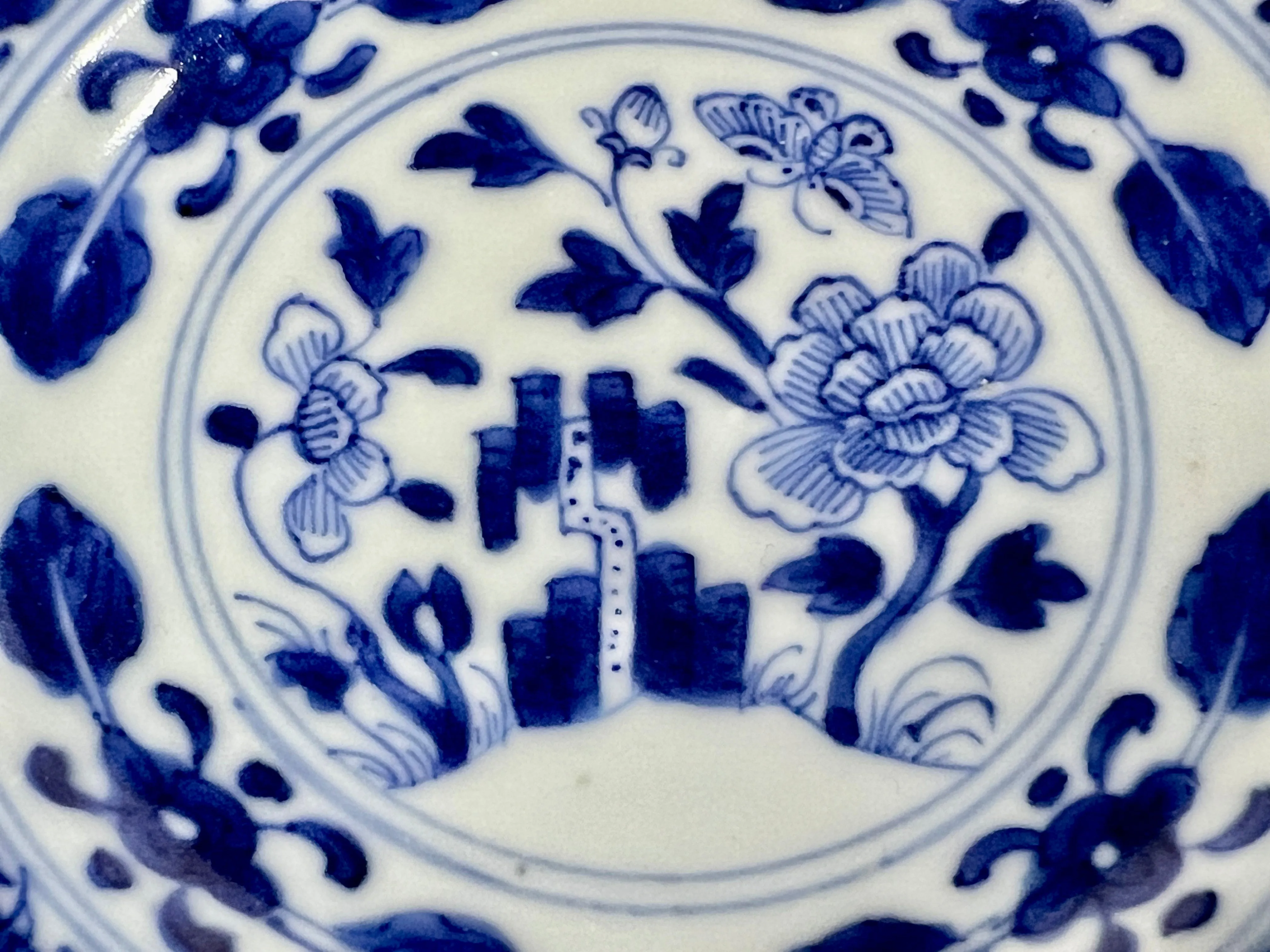 Antique Chinese Late Qing c1900 "Xuande" Mark Ceramic Hand Painted Plate Dish 5"