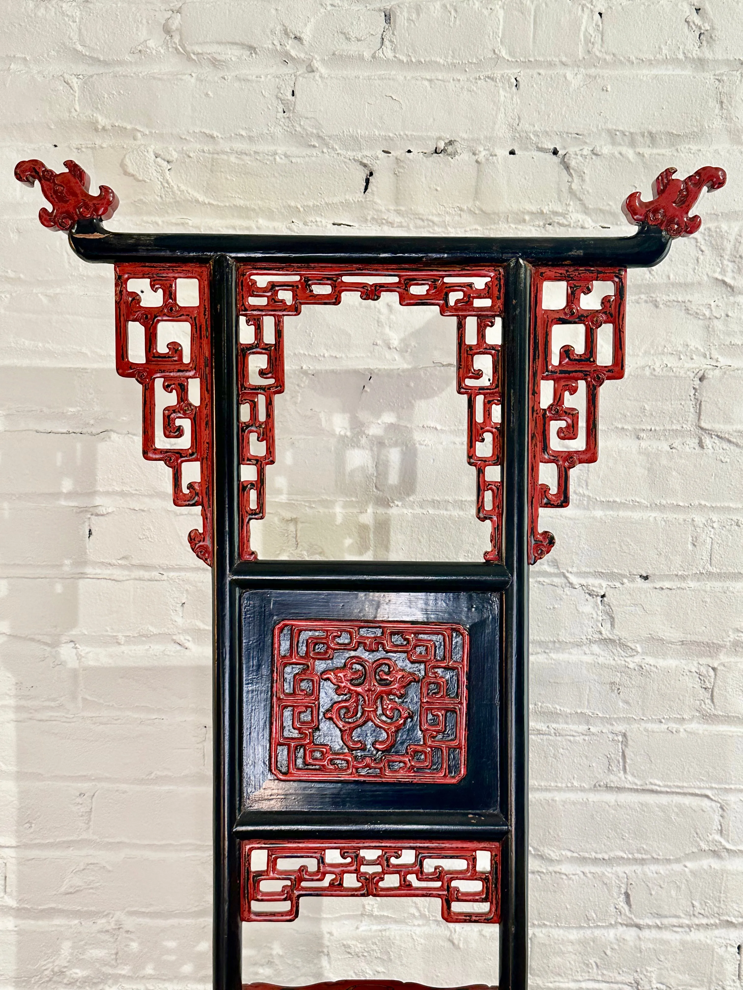 Antique Chinese Qing Dynasty Red & Black Lacquered Hanging Stand 32"