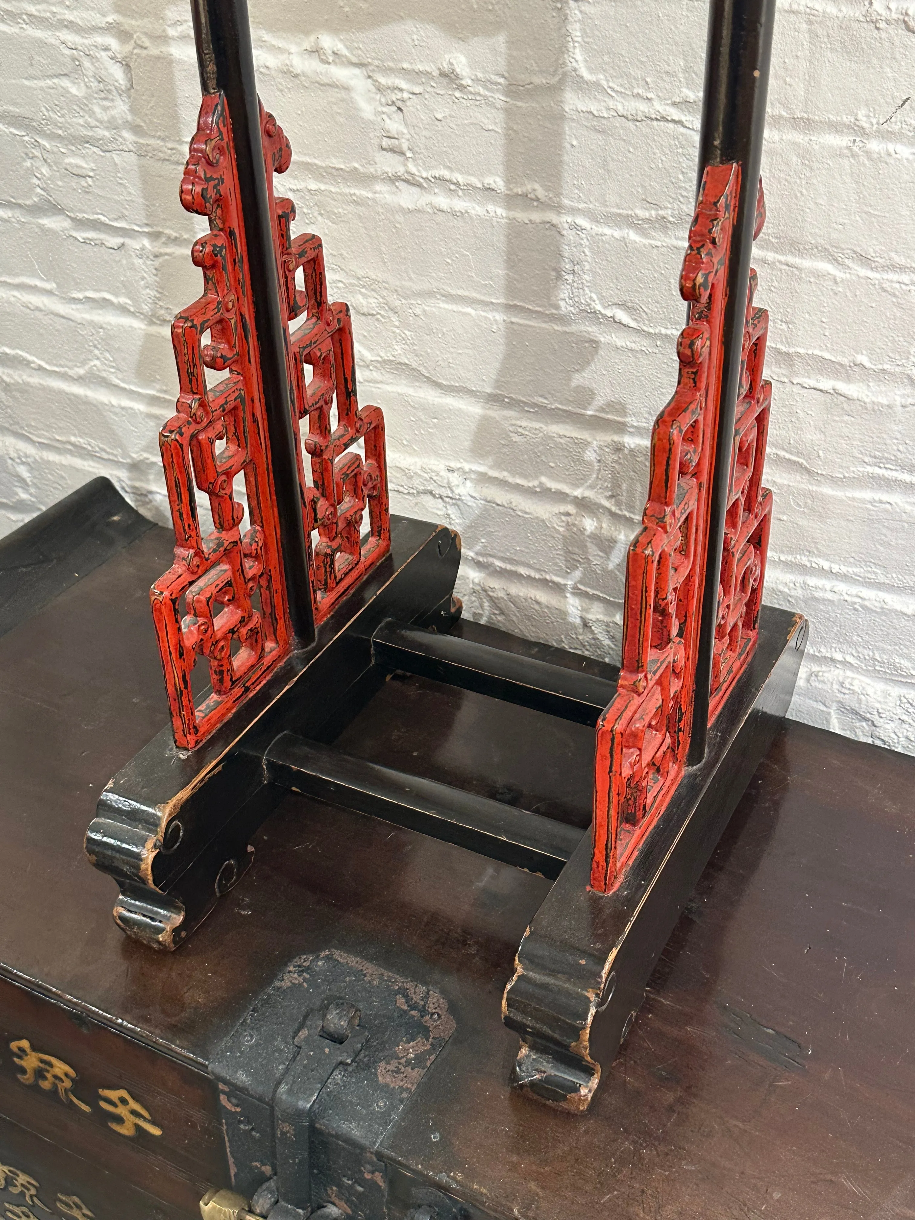 Antique Chinese Qing Dynasty Red & Black Lacquered Hanging Stand 32"