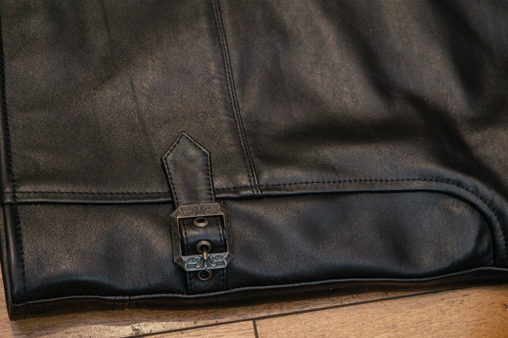 Freenote Cloth Locklin - Black Leather