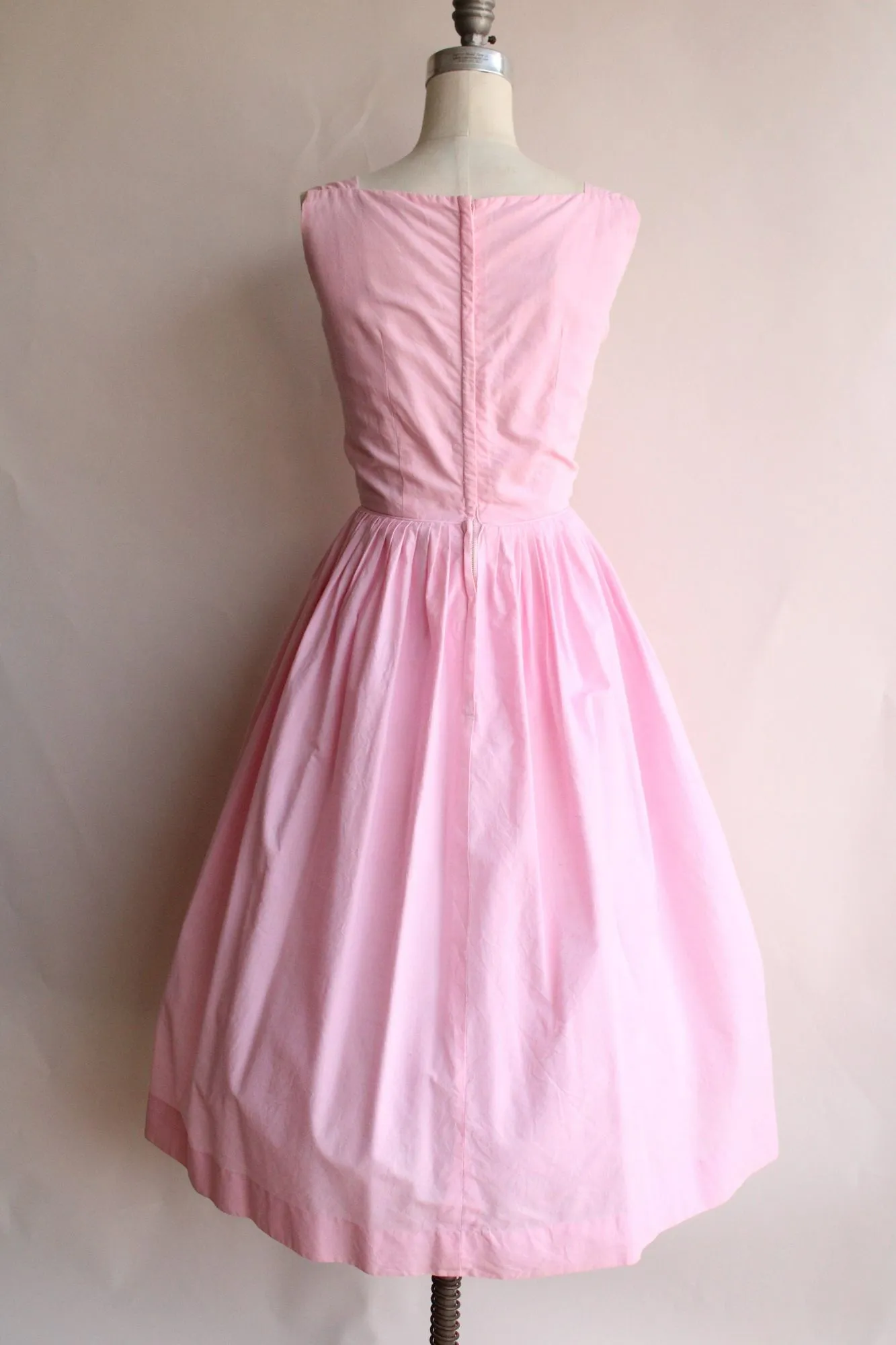 Vintage 1950s Martin Berens Tall Fashions Pink Cotton Sundress